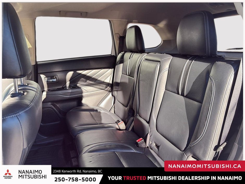2018 Mitsubishi Outlander PHEV SE-9
