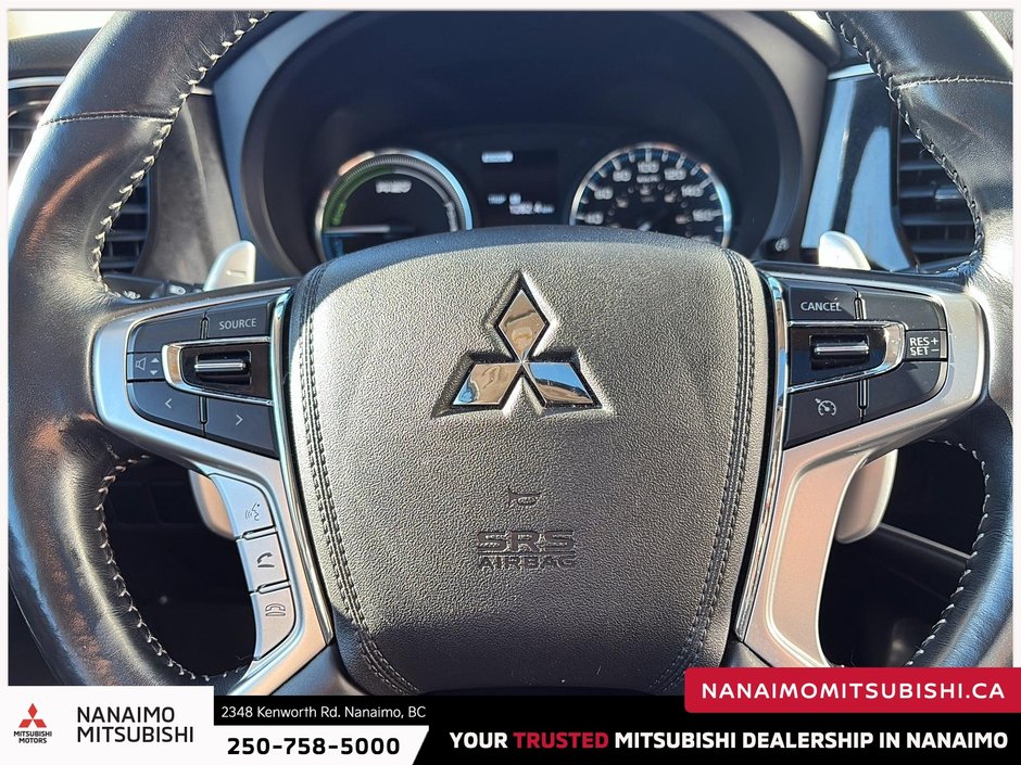 2018 Mitsubishi Outlander PHEV SE-13