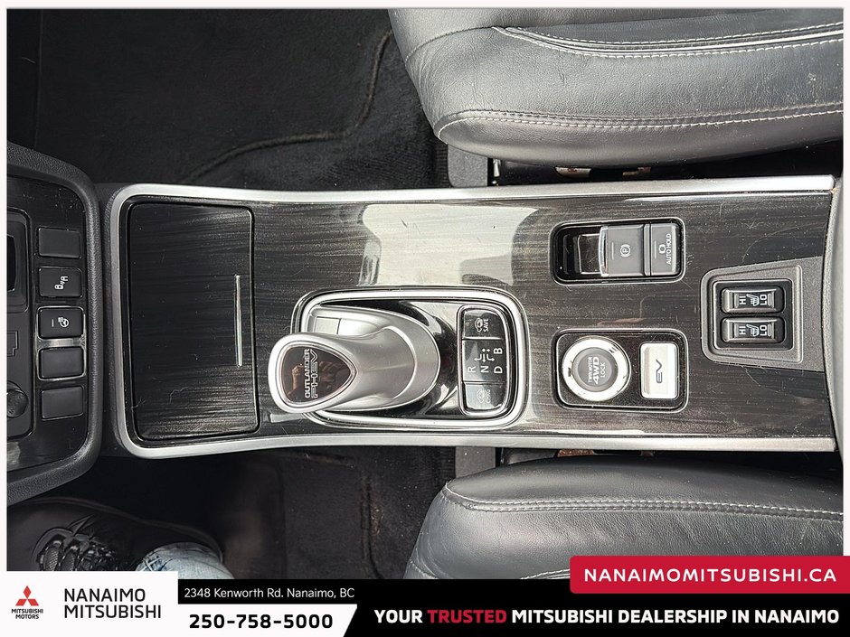 2018 Mitsubishi Outlander PHEV SE-18