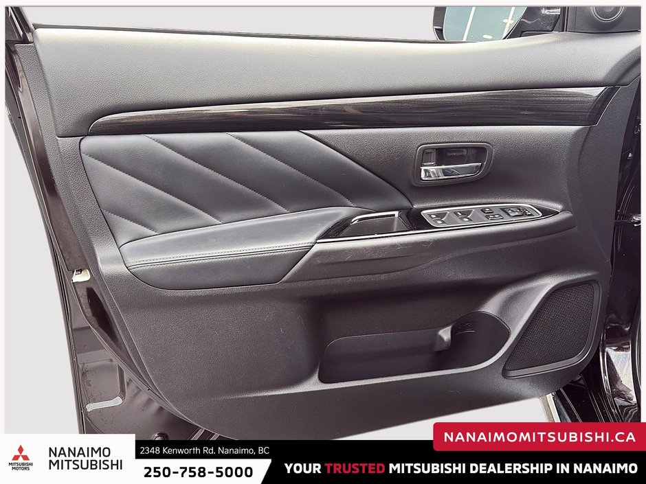 2018 Mitsubishi Outlander PHEV SE-10