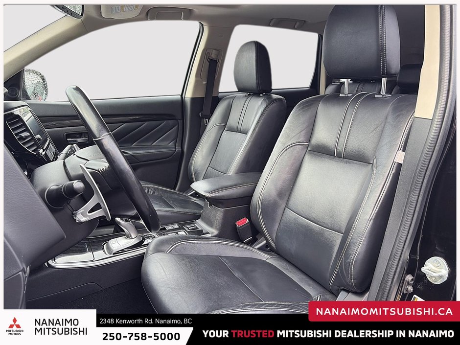 2018 Mitsubishi Outlander PHEV SE-8