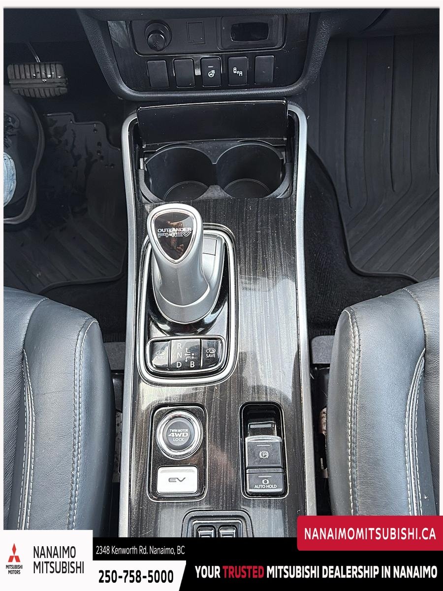 2018 Mitsubishi Outlander PHEV SE-17