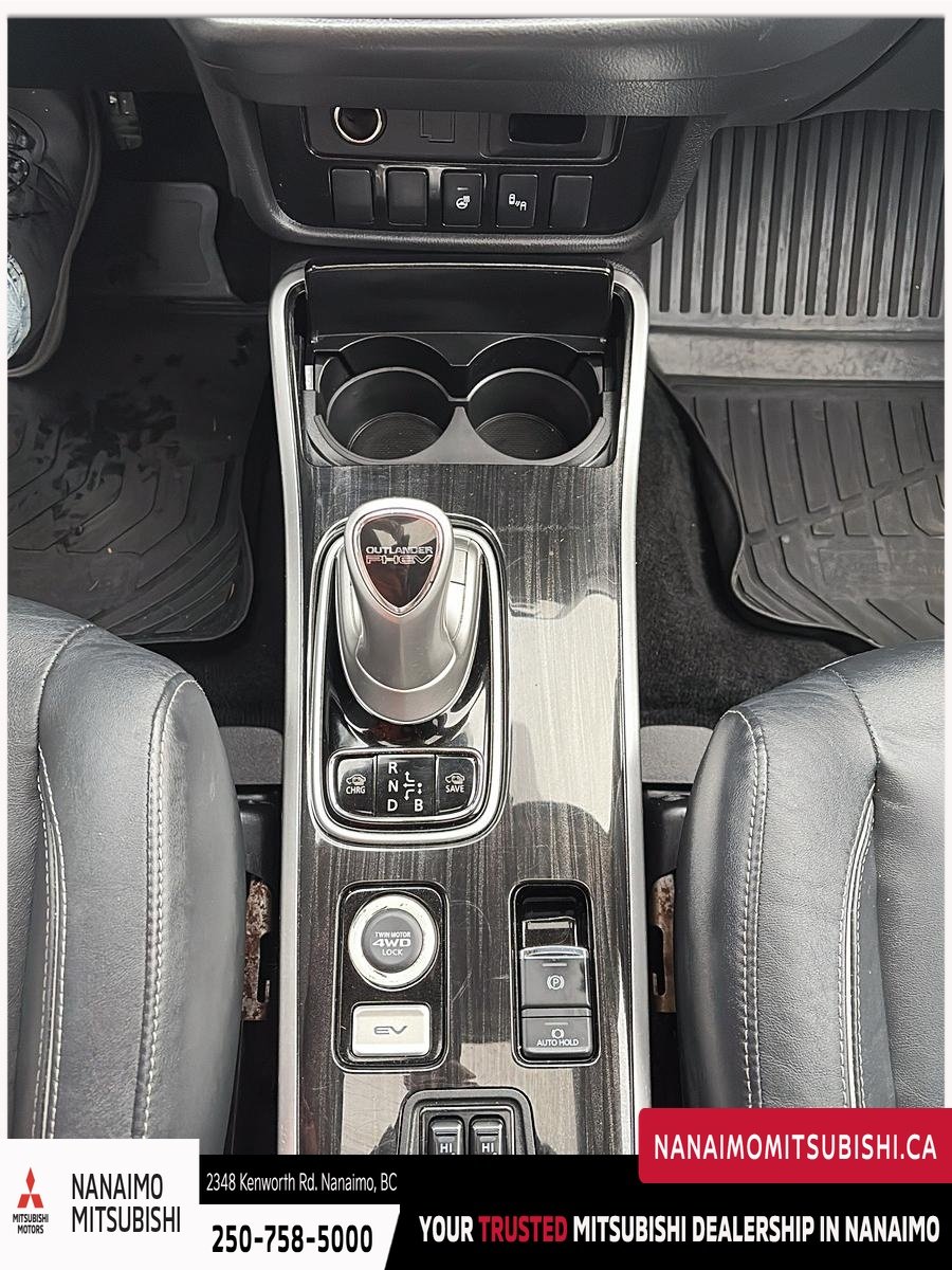2018 Mitsubishi Outlander PHEV SE-17