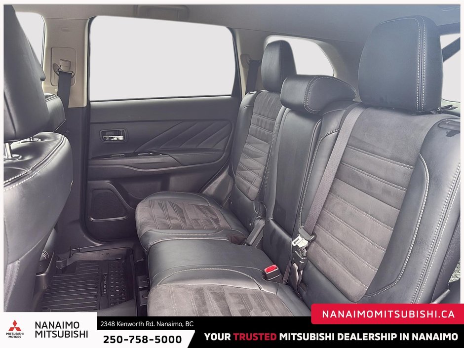 2018 Mitsubishi Outlander PHEV SE-9