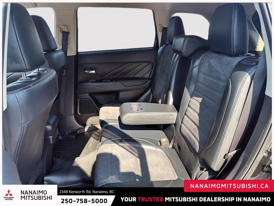 2018 Mitsubishi Outlander PHEV SE-9