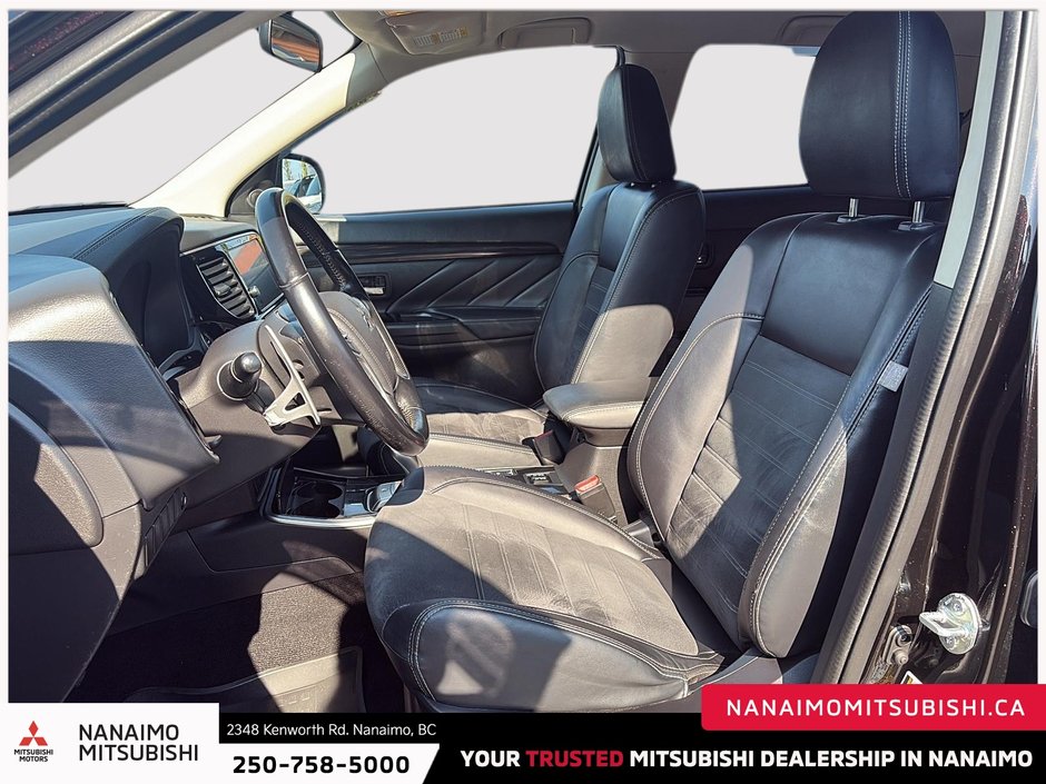 2018 Mitsubishi Outlander PHEV SE-8