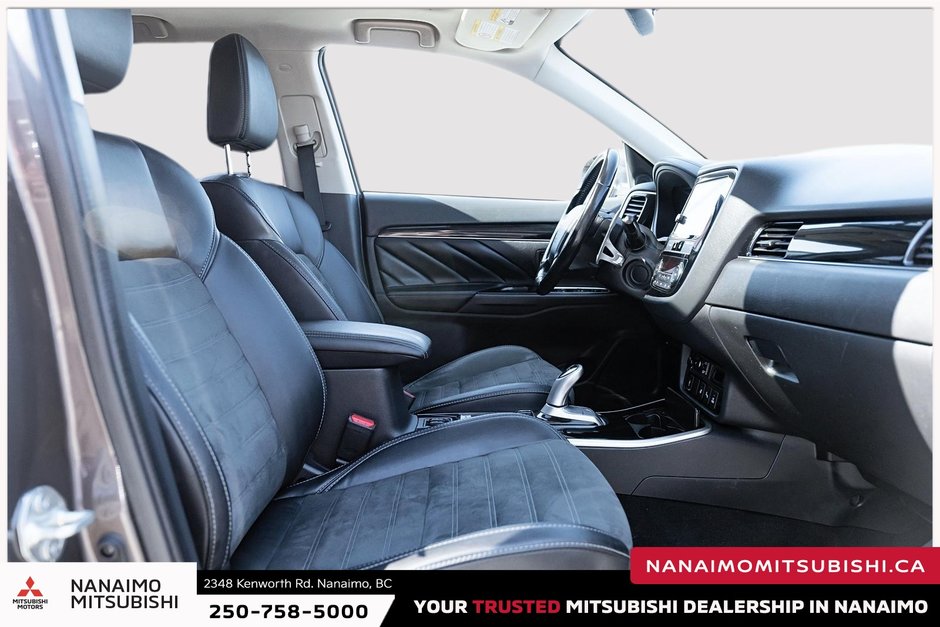 2019 Mitsubishi OUTLANDER PHEV SE-18