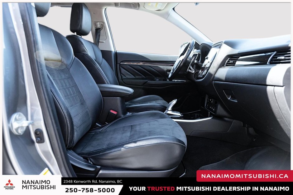 2019 Mitsubishi OUTLANDER PHEV SE-18
