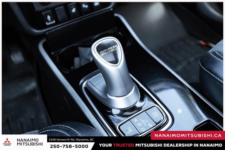 2019 Mitsubishi OUTLANDER PHEV SE-13