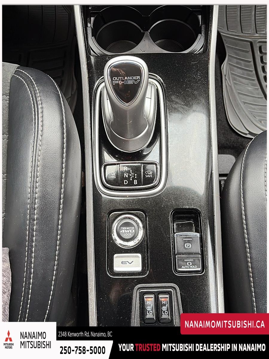 2019 Mitsubishi Outlander PHEV SE-17