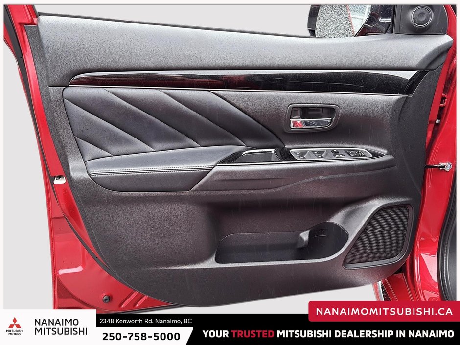 2019 Mitsubishi Outlander PHEV SE-10