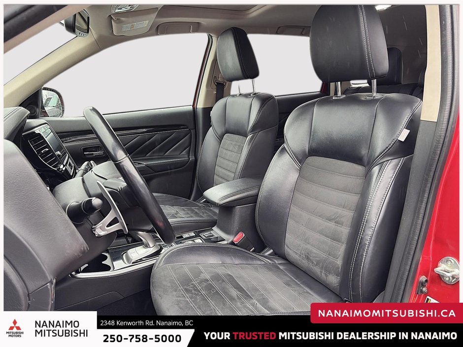 2019 Mitsubishi Outlander PHEV SE-8