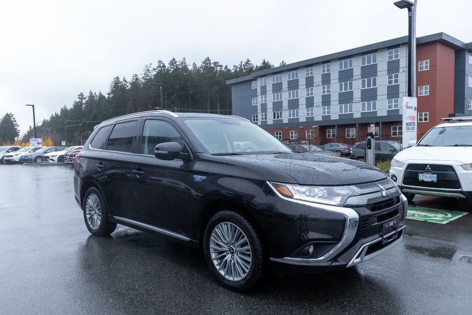 2020 Mitsubishi OUTLANDER PHEV LE-7