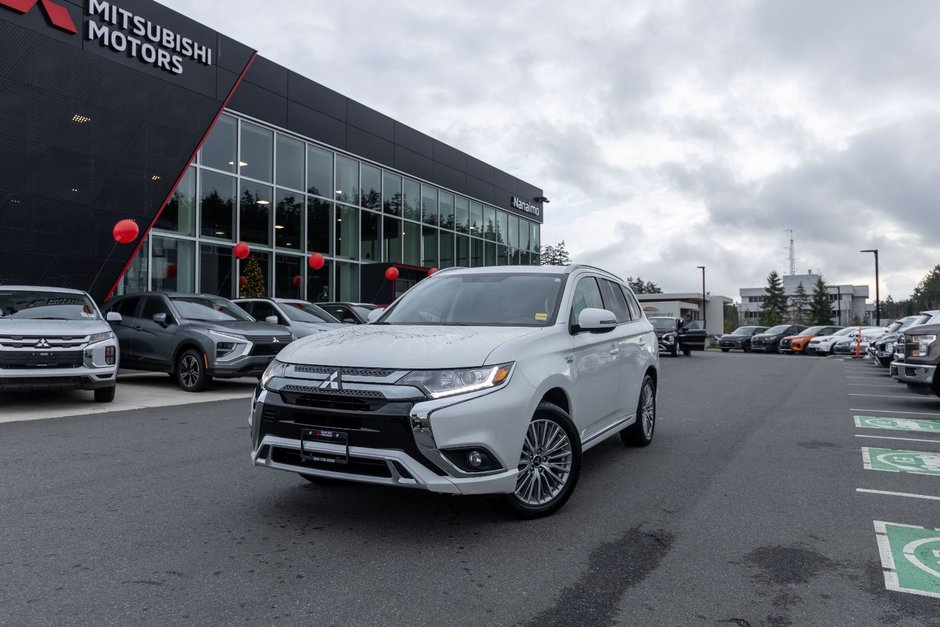 2020 Mitsubishi OUTLANDER PHEV LE-0