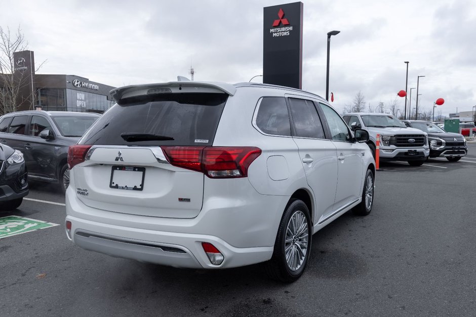 2020 Mitsubishi OUTLANDER PHEV LE-5