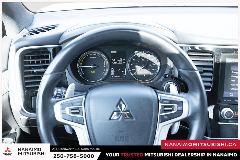 2020 Mitsubishi OUTLANDER PHEV SEL-17