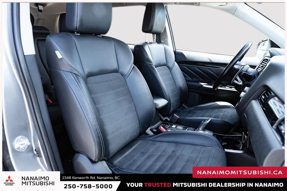 2020 Mitsubishi OUTLANDER PHEV SE-18