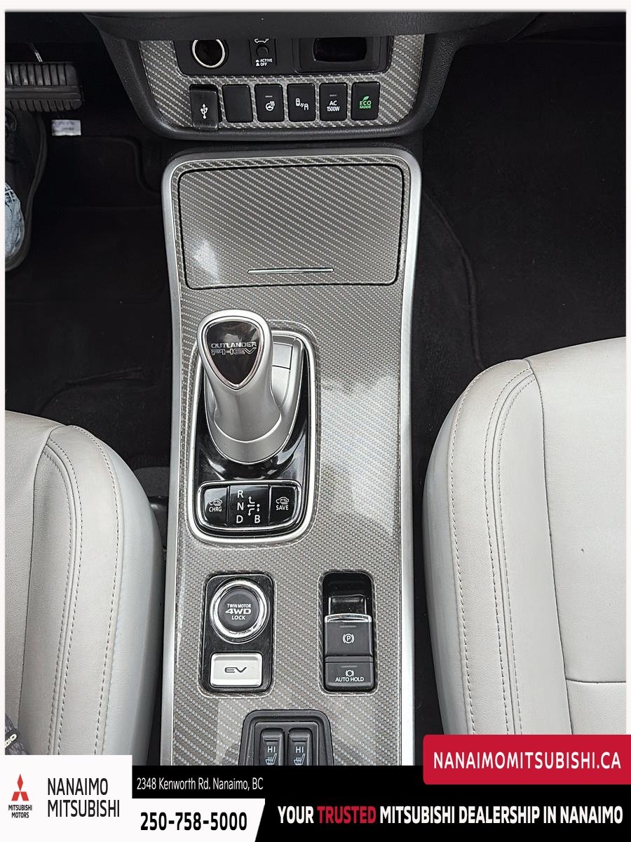 2020 Mitsubishi Outlander PHEV SEL-17