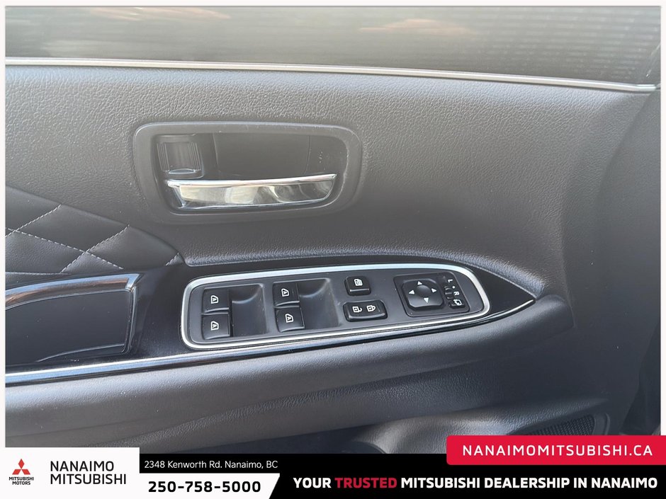 2020 Mitsubishi Outlander PHEV GT-11