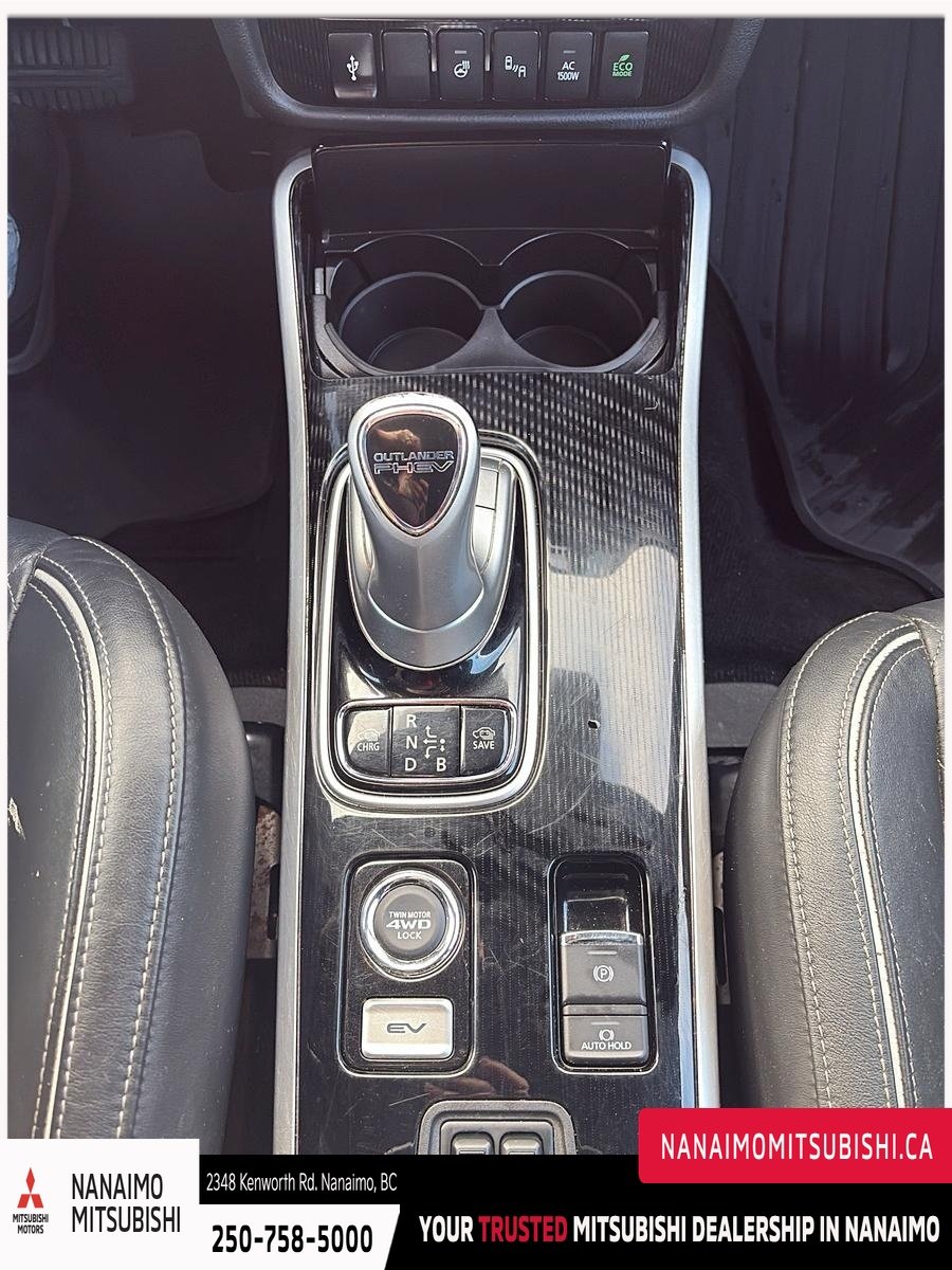2020 Mitsubishi Outlander PHEV GT-17
