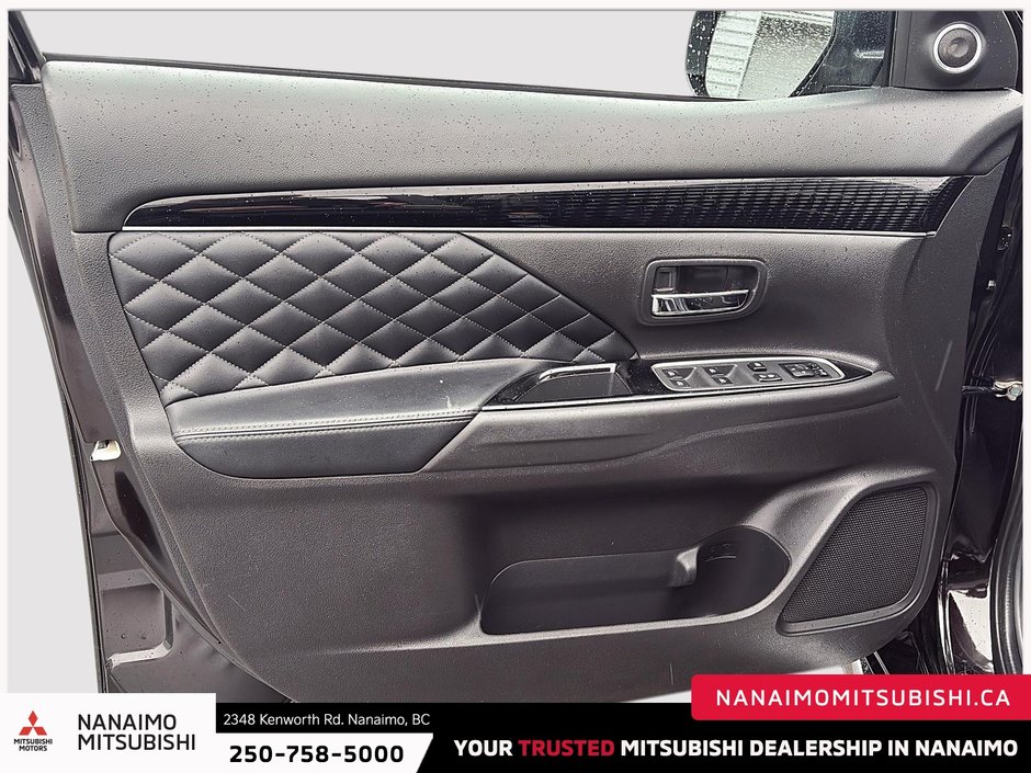 2020 Mitsubishi Outlander PHEV GT-10