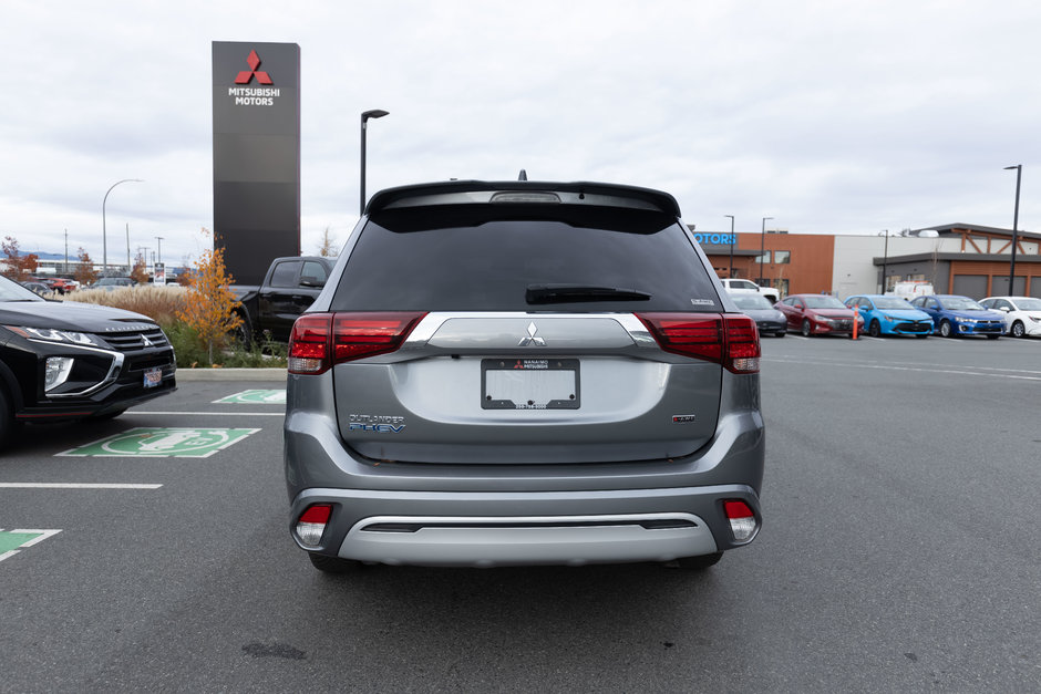 2021 Mitsubishi OUTLANDER PHEV SE-4