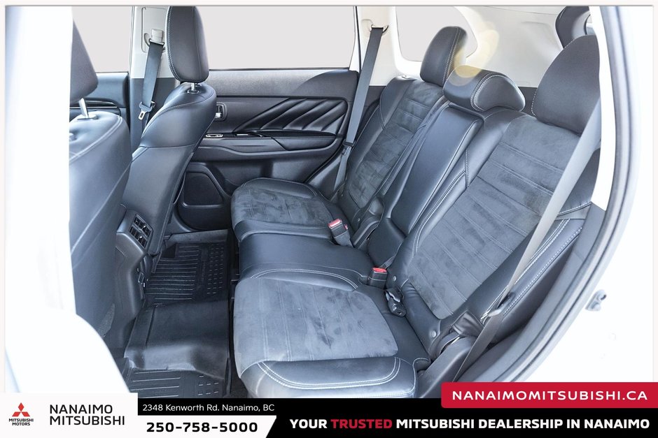 2021 Mitsubishi OUTLANDER PHEV LE-11