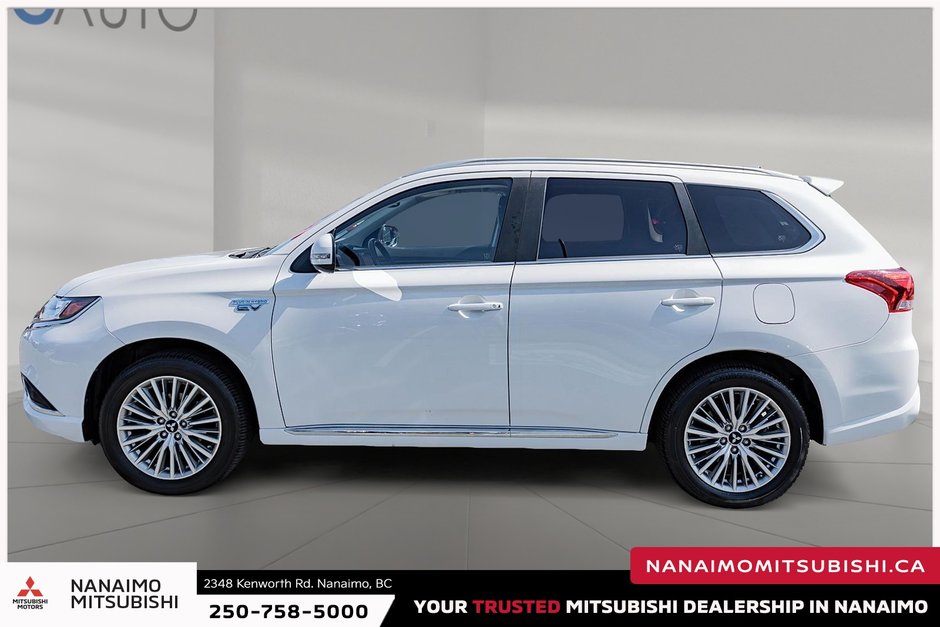 2021 Mitsubishi OUTLANDER PHEV LE-3