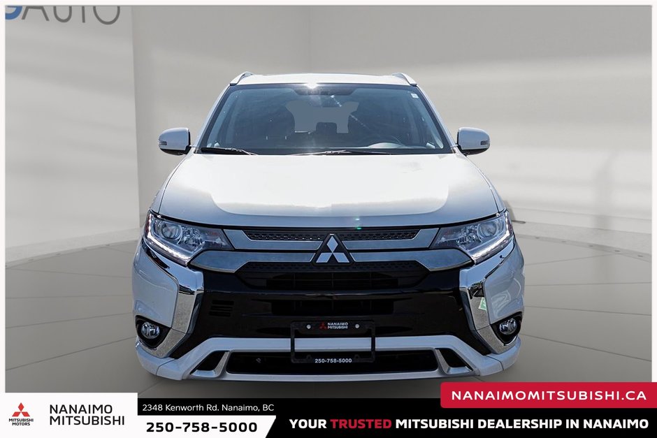 2021 Mitsubishi OUTLANDER PHEV LE-8