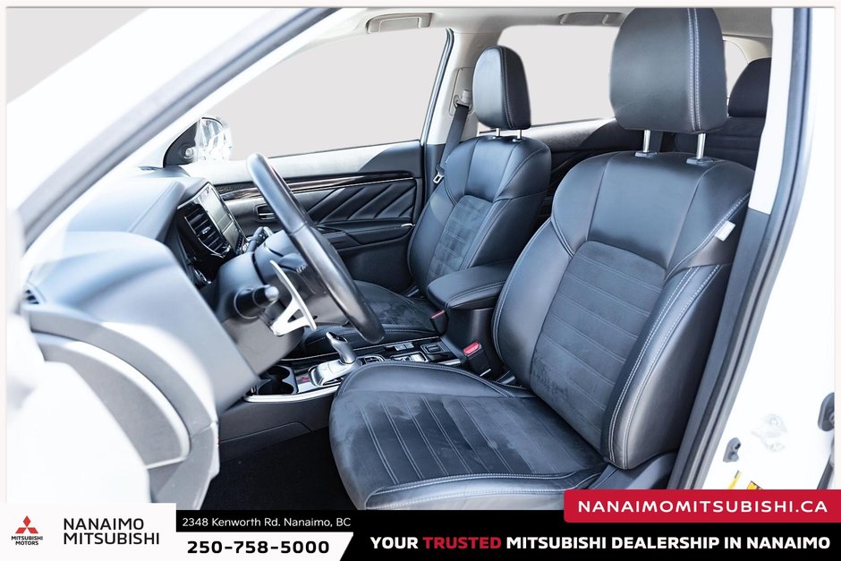 2021 Mitsubishi OUTLANDER PHEV LE-21