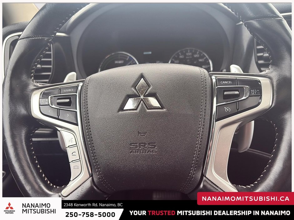 2021 Mitsubishi Outlander PHEV LE-13