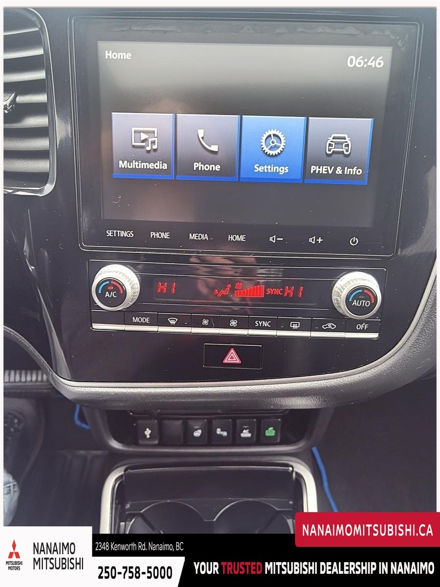 2021 Mitsubishi Outlander PHEV LE-16