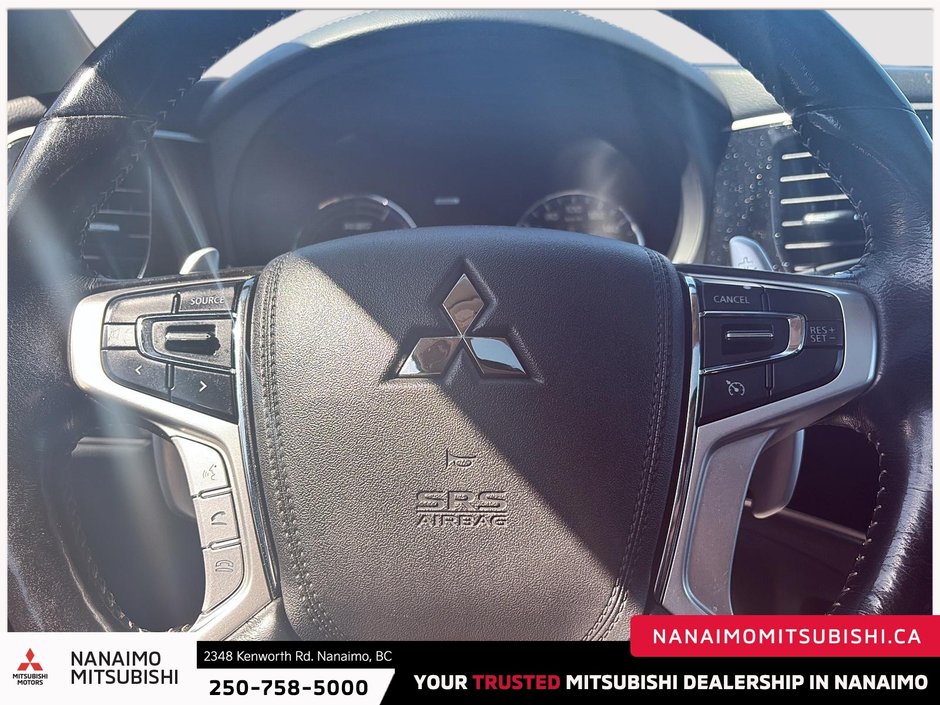 2021 Mitsubishi Outlander PHEV LE-13