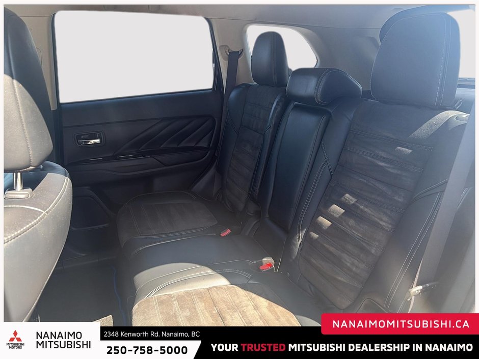 2021 Mitsubishi Outlander PHEV LE-9