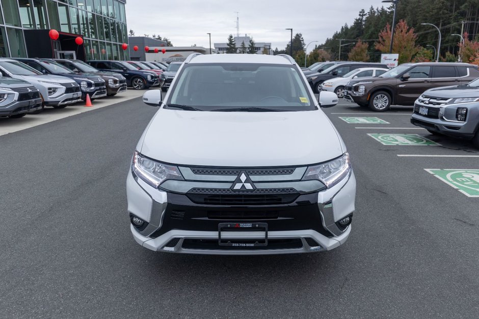 2022 Mitsubishi OUTLANDER PHEV SE-9