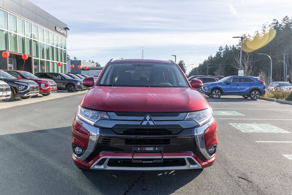 2022 Mitsubishi OUTLANDER PHEV LE-8