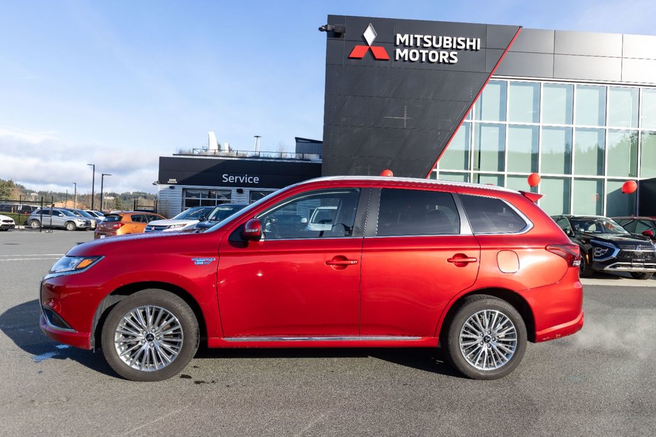 2022 Mitsubishi OUTLANDER PHEV LE-2