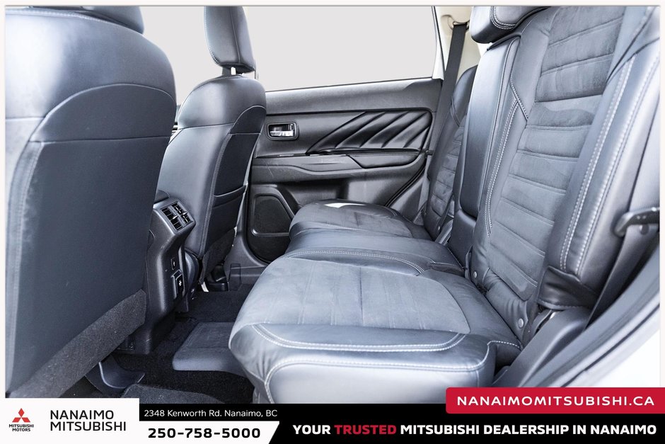 2022 Mitsubishi OUTLANDER PHEV SE-10