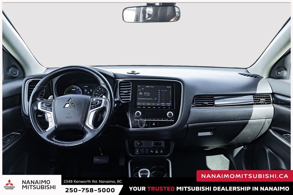 2022 Mitsubishi OUTLANDER PHEV SE-12