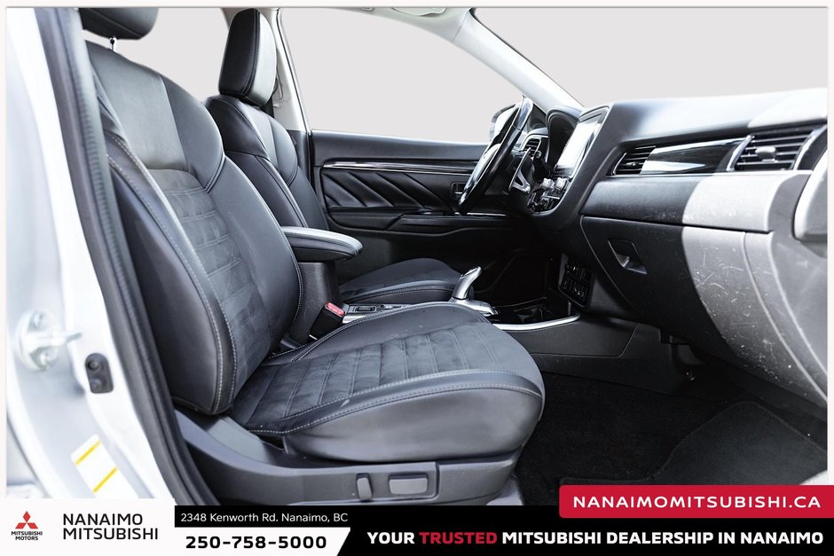 2022 Mitsubishi OUTLANDER PHEV SE-17