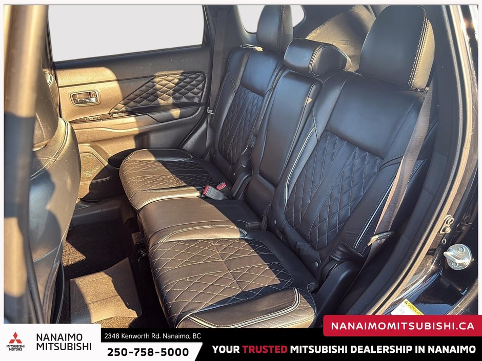 2022 Mitsubishi OUTLANDER PHEV GT-10