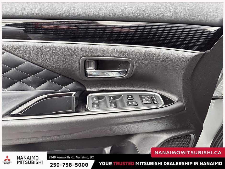 2022 Mitsubishi Outlander PHEV SE-11