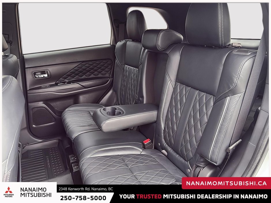 2022 Mitsubishi Outlander PHEV SE-9