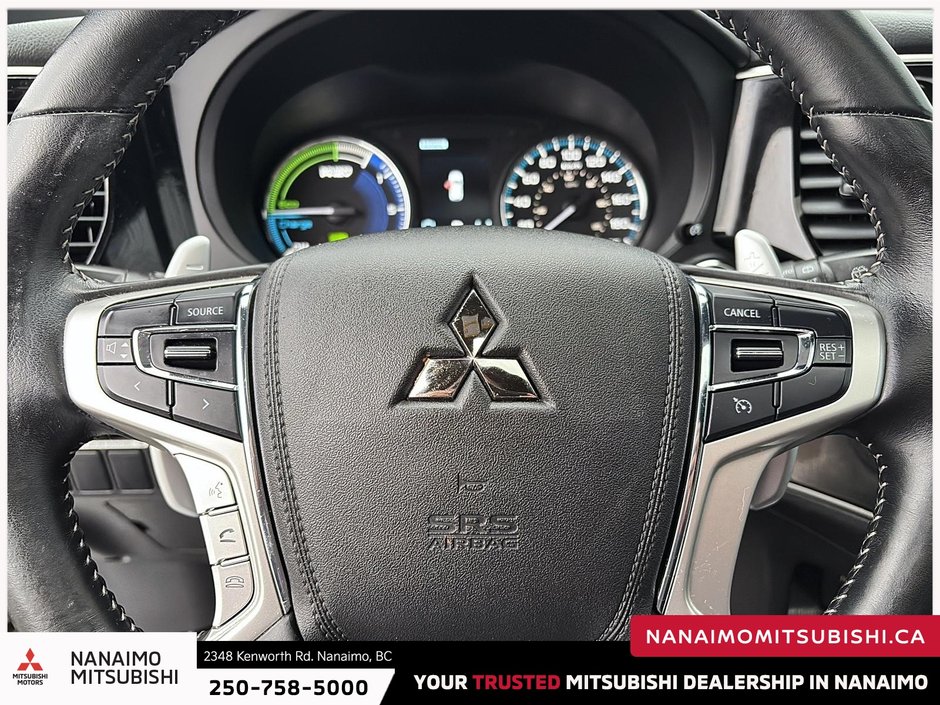 2022 Mitsubishi Outlander PHEV SE-13