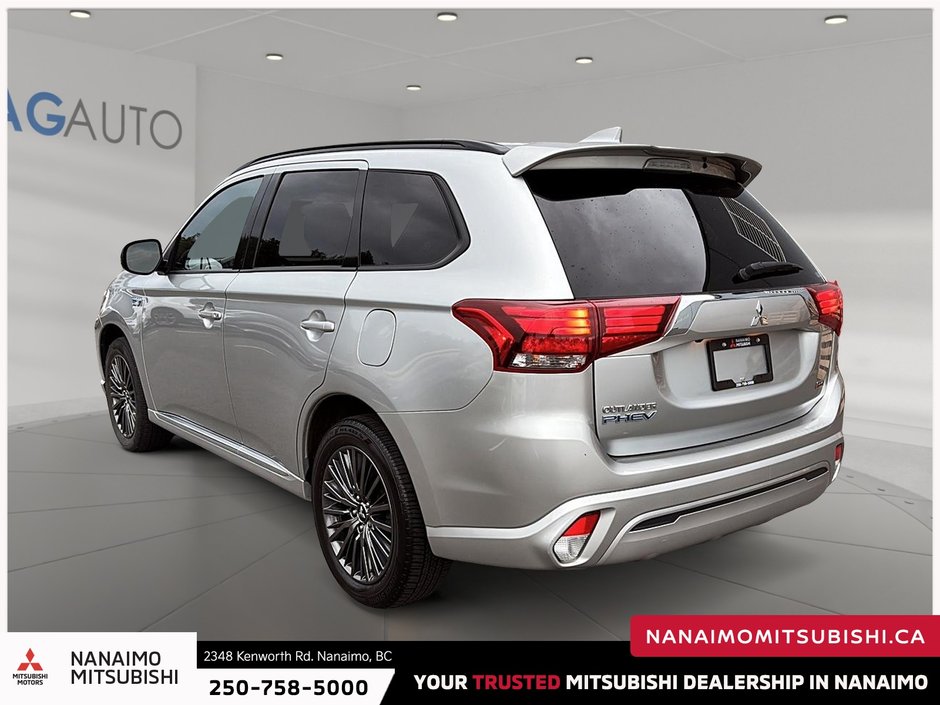 2022 Mitsubishi Outlander PHEV SE-4