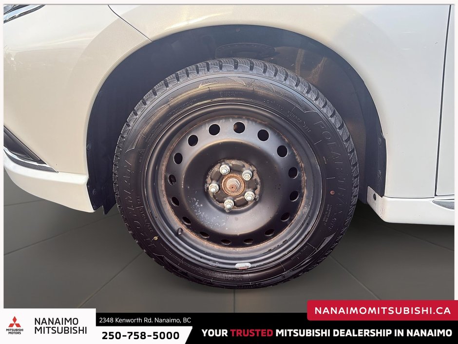 2022 Mitsubishi Outlander PHEV SE-1