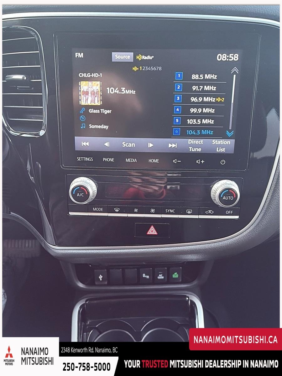 2022 Mitsubishi Outlander PHEV SE-16