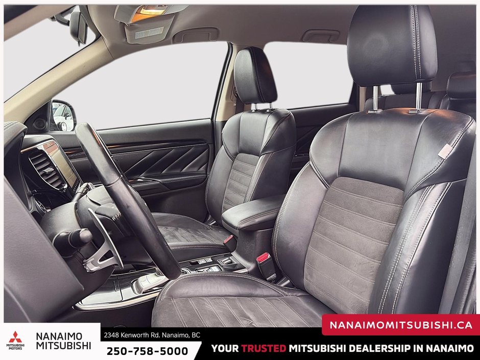 2022 Mitsubishi Outlander PHEV SE-8