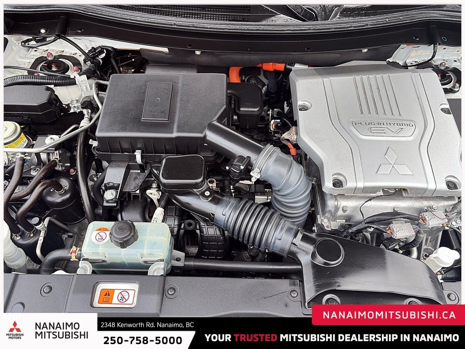 2022 Mitsubishi Outlander PHEV LE-18