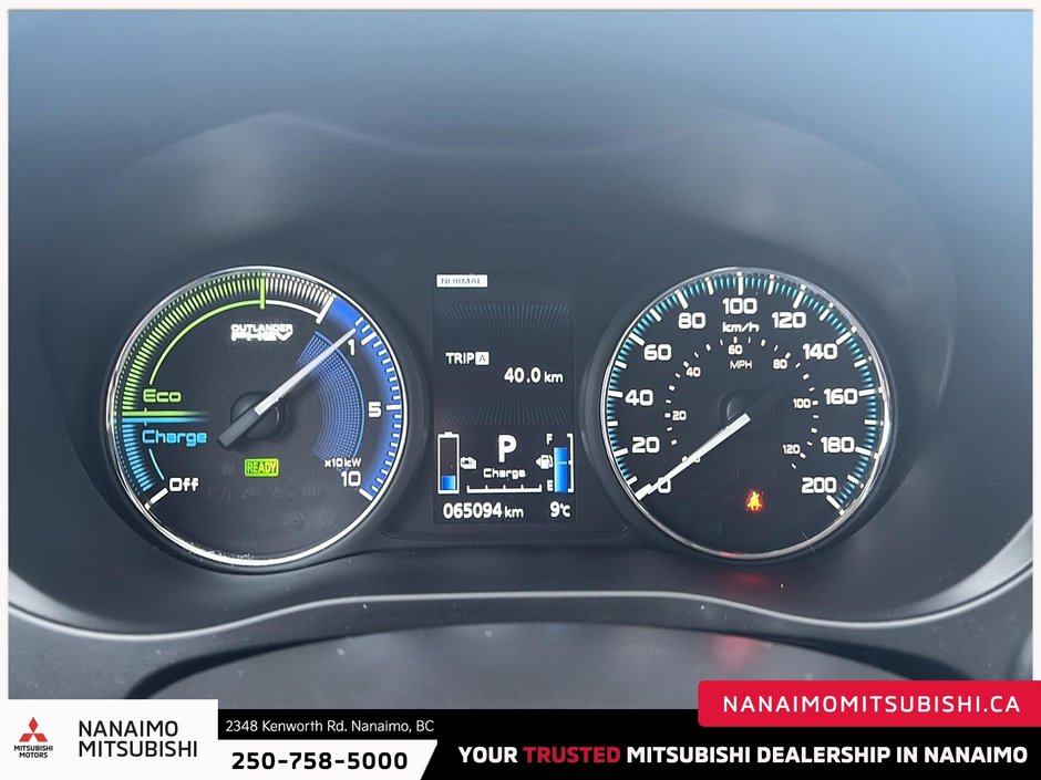 2022 Mitsubishi Outlander PHEV LE-12